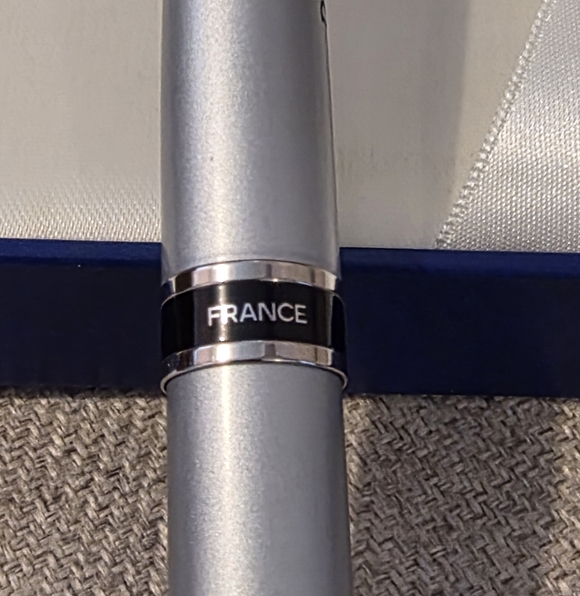 Waterman Brushed Chrome Ballpoint Pen & Box - Picture 12 of 12